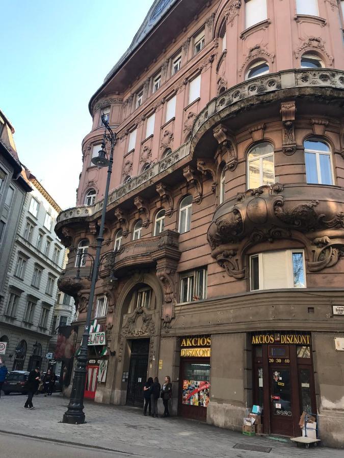 Iranyi - Flat In The Heart Of Downtown Apartamento *